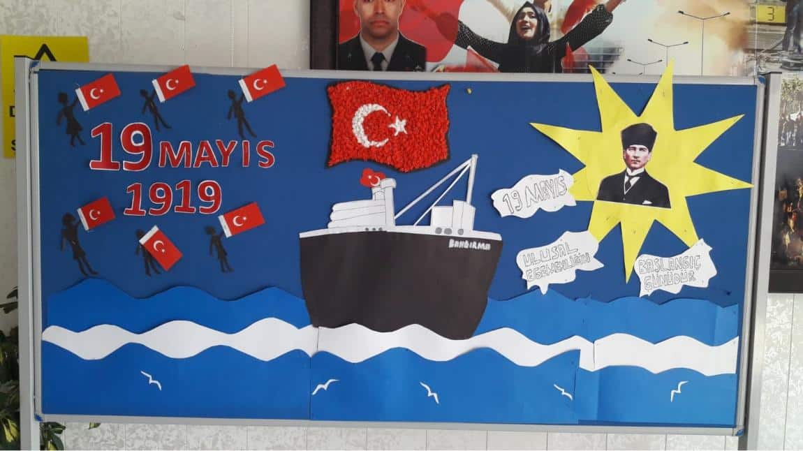 19 Mayıs Atatürk'ü Anma Gençlik ve Spor Bayramı törenimiz okulumuzda 3/C Sınıfı Öğretmenimiz Demet DEDE ve Öğrencileri Eşliğinde Kutlandı.